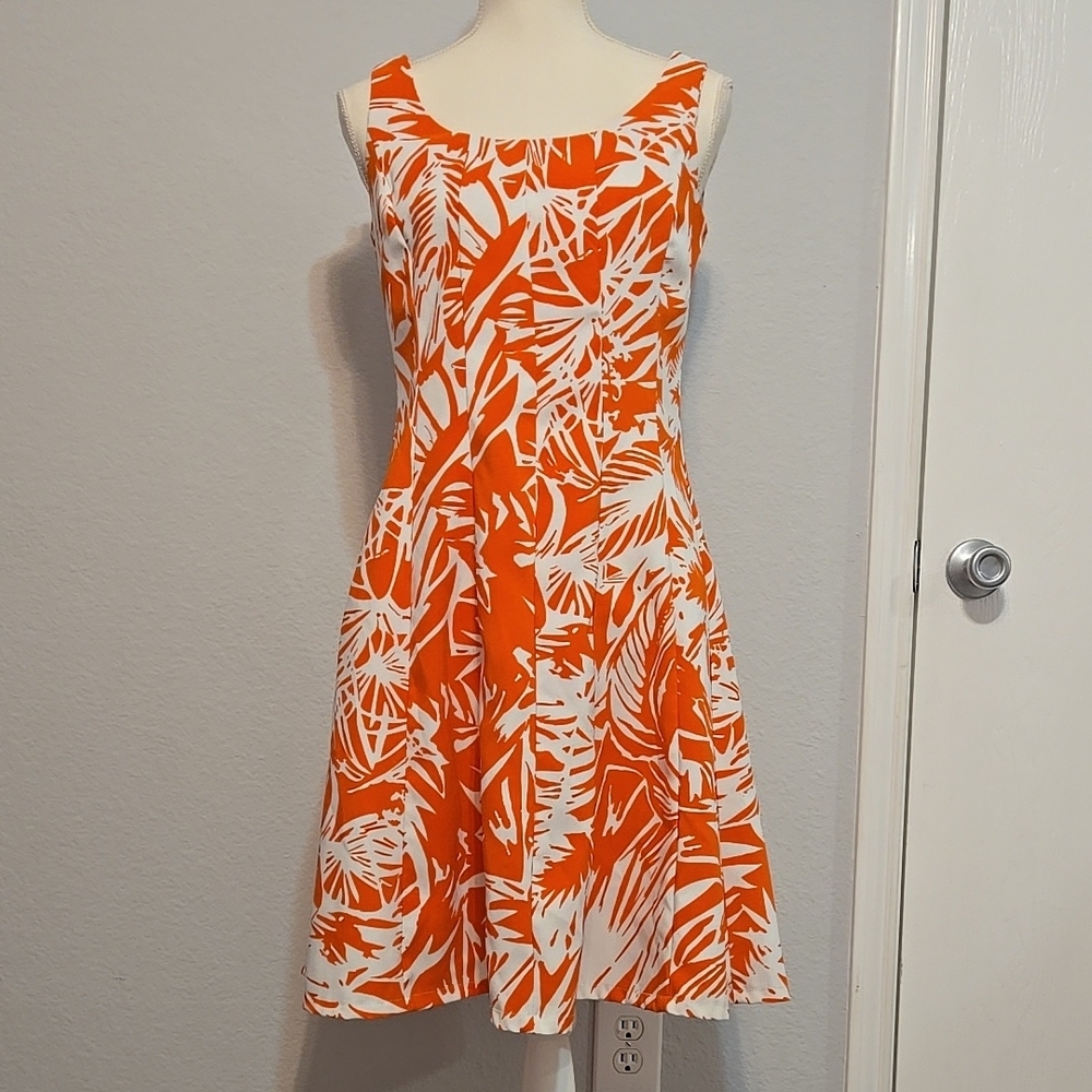 Orange Mini Sundress with Sleeveless Design and Square Neckline